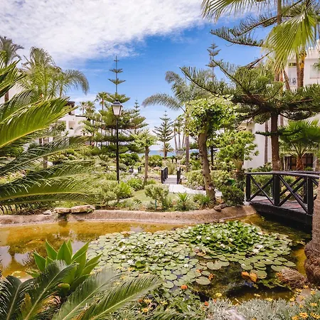 Puente Sea View Appartement Marbella